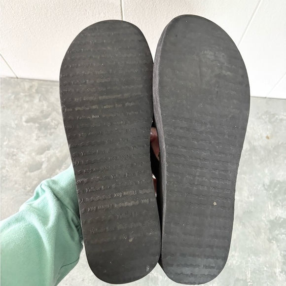 Yellow Box black platform sandals rhinestone cross suede leather size 8.5 - Picture 4 of 6